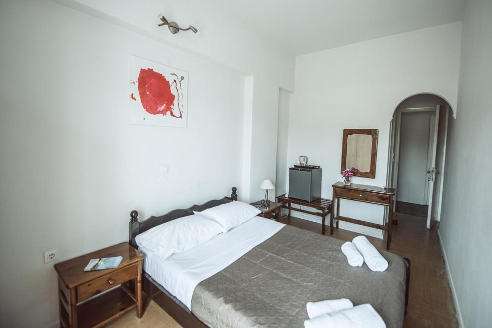 Hb Hotel Benitsa Benitses  Esterno foto